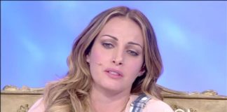 Rossella Intellicato contro Tina Cipollari: "prende 5 mila euro al mese per essere cafona e maleducata"