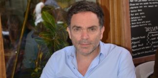 Yann Moix presentatore francese offende le donne: "le 50enni troppo vecchie per essere amate"