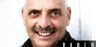 Paolo Brosio pronto a lasciare l'Isola dei Famosi 2019: colpa dei mosquitos