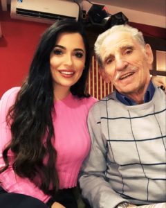 Alessia Macari dice addio al suo adorato nonno Silvio: 