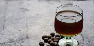 Come fare il Liquore al Caffé: cosa occorre e preparazione