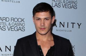 Alex Meraz biografia: chi è, età, altezza, peso, tatuaggi, figli, moglie, Instagram e vita privata