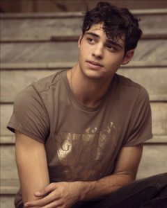 Noah Centineo biografia: chi è, età, altezza, peso, fidanzata, Instagram e vita privata