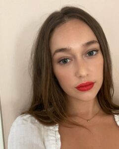 Alycia Debnam Carey biografia: chi è, età, altezza, peso, fidanzato, Instagram e vita privata