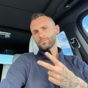 Marcelo Brozović biografia: chi è, età, altezza, peso, tatuaggi, figli, moglie, Instagram e vita privata