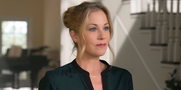 Christina Applegate Biografia Chi è Età Altezza Peso Figli Marito Malattia Instagram E 3378