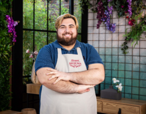 Giovanni Indino (Bake Off Italia 10) biografia: chi è, età, altezza, peso, fidanzata, Instagram e vita privata