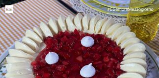 Come fare Torta golosa alle fragole di Sal De Riso: cosa occorre, procedimento e video ricetta