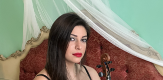 Couvertour è il progetto della violinista Lidia Randis