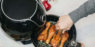 Friggitrice ad Aria (Air Fryer): che cos'è, come funziona e come pulirla (pulizia interna ed esterna)