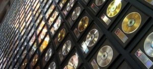 Che cos'è il Disco di Diamante? Storia, significato, quando si riceve, come funziona e curiosità