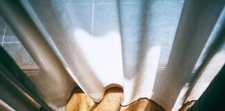Come Lavare le Tende Senza Stirarle: Guida Completa e Trucchi Utili