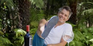 Timothy Olyphant chi è? Biografia, età, altezza, carriera, figli, moglie, Facebook e vita privata