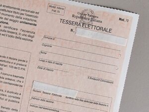 Come Richiedere la Tessera Elettorale: Guida Completa