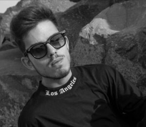 DannyZ (Daniel Maccarrone) chi è? Biografia, età, storia, canzoni, carriera, Instagram e vita privata